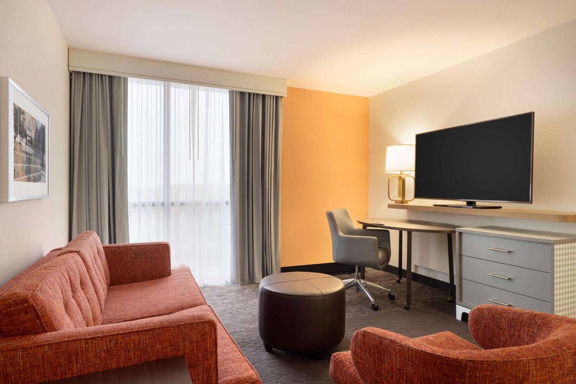 Doubletree By Hilton Fort Worth South Экстерьер фото