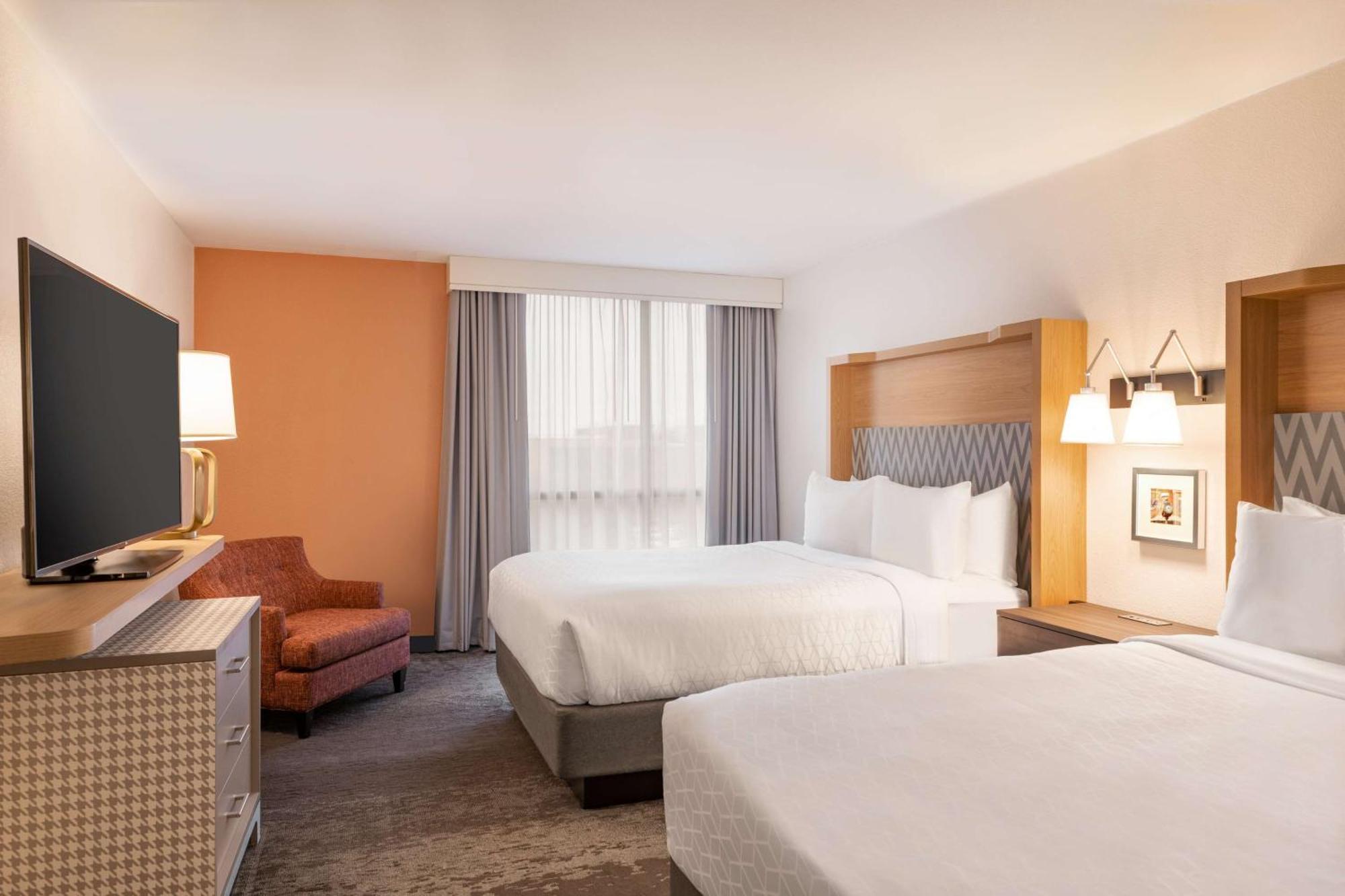 Doubletree By Hilton Fort Worth South Экстерьер фото