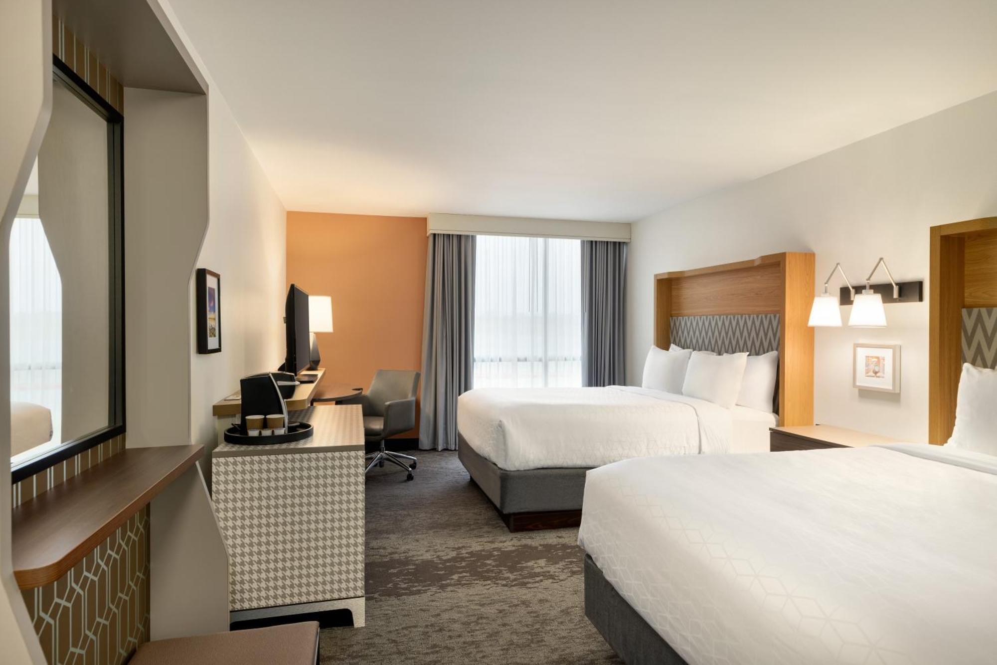Doubletree By Hilton Fort Worth South Экстерьер фото