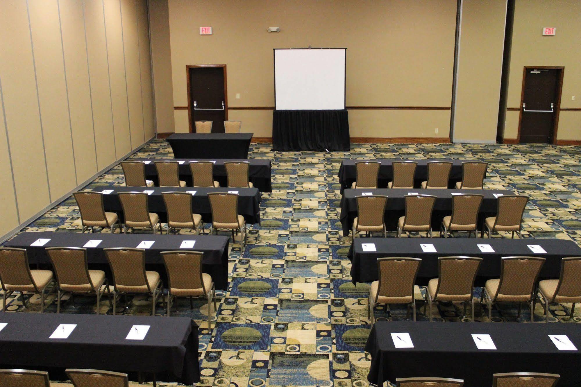Doubletree By Hilton Fort Worth South Экстерьер фото
